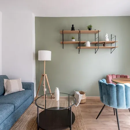 Cozy A Apartment