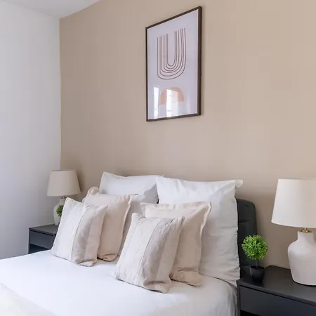 Apartment Cozy A Paris